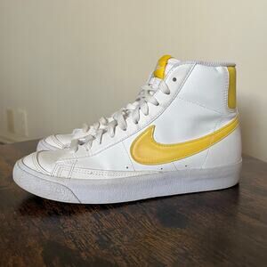 Nike Shoes Blazer Mid Sneaker Next Nature Lace Up‎ White Yellow YOUTH 5
